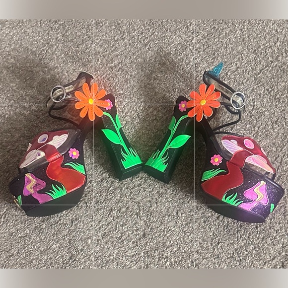Current Mood X Dolls Kill “Fantasia Garden” Platform Sandals - Picture 4 of 16